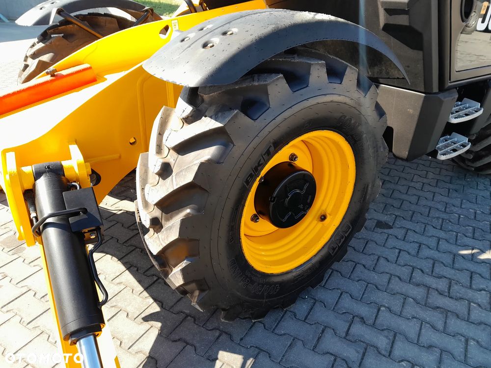 JCB 540-140 2022r - 18