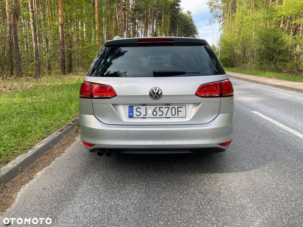 Volkswagen Golf 2.0 TDI BlueMotion Technology Lounge - 8