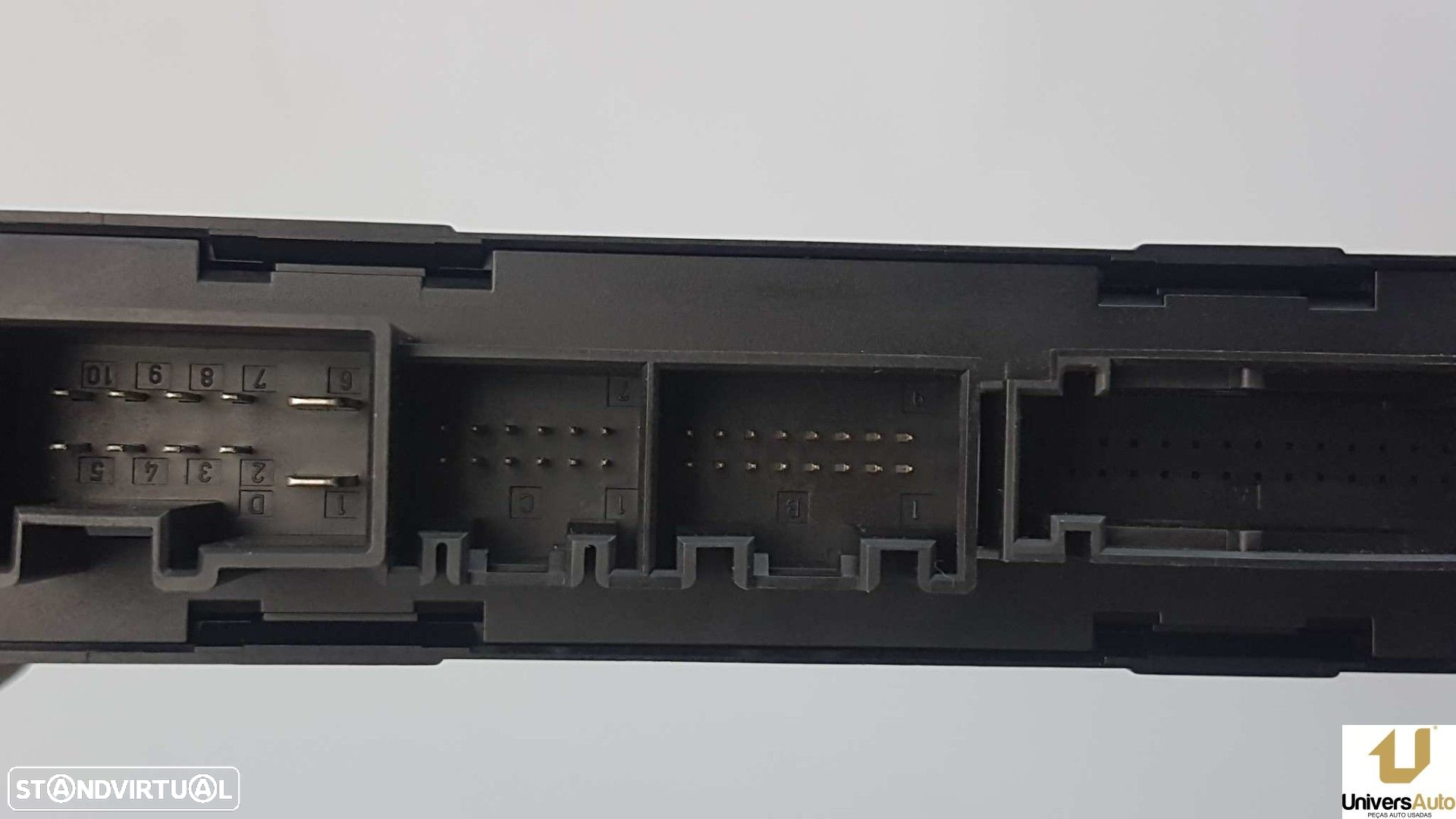 MOTOR ELEVADOR TRASEIRO DIREITO VOLKSWAGEN TOUAREG (7LA) TDI R5 - 7