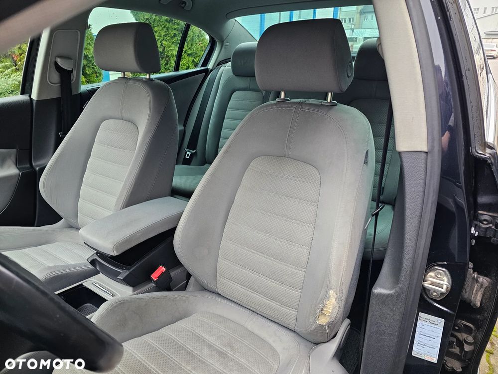 Volkswagen Passat 2.0 TDI Highline - 9