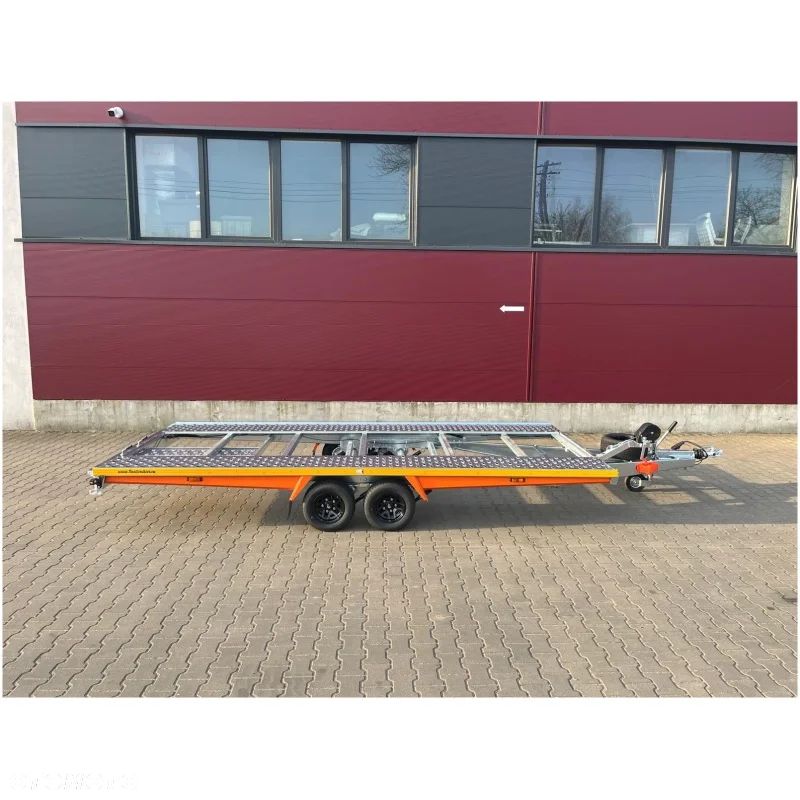 Besttrailers Laweta uchylna Mach Color 4,5x2,1m - 2