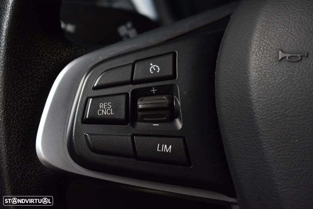 BMW X1 xDrive25e Advantage - 28
