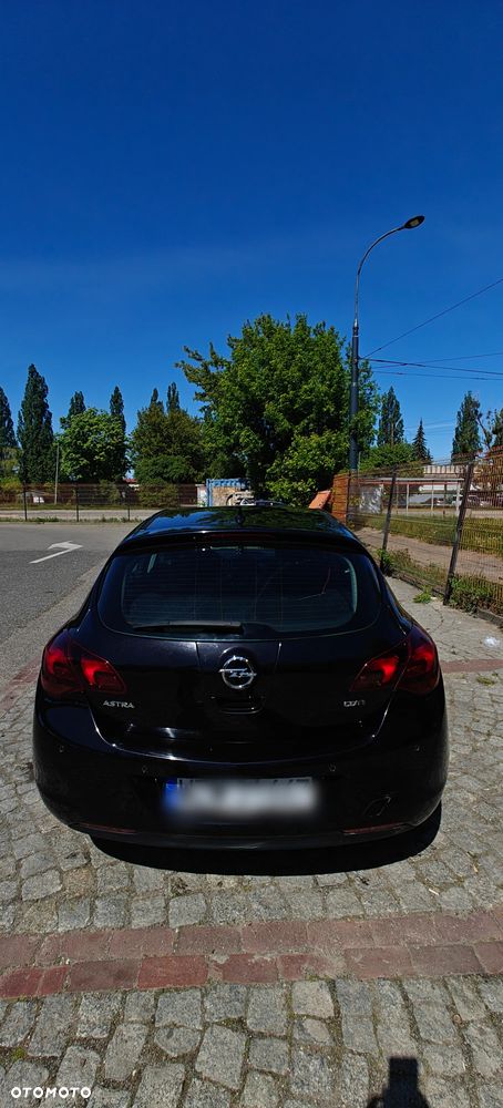 Opel Astra 1.7 CDTI DPF Cosmo - 3