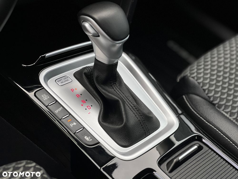 Kia XCeed 1.6 GDI DCT6 OPF Platinum Edition - 24