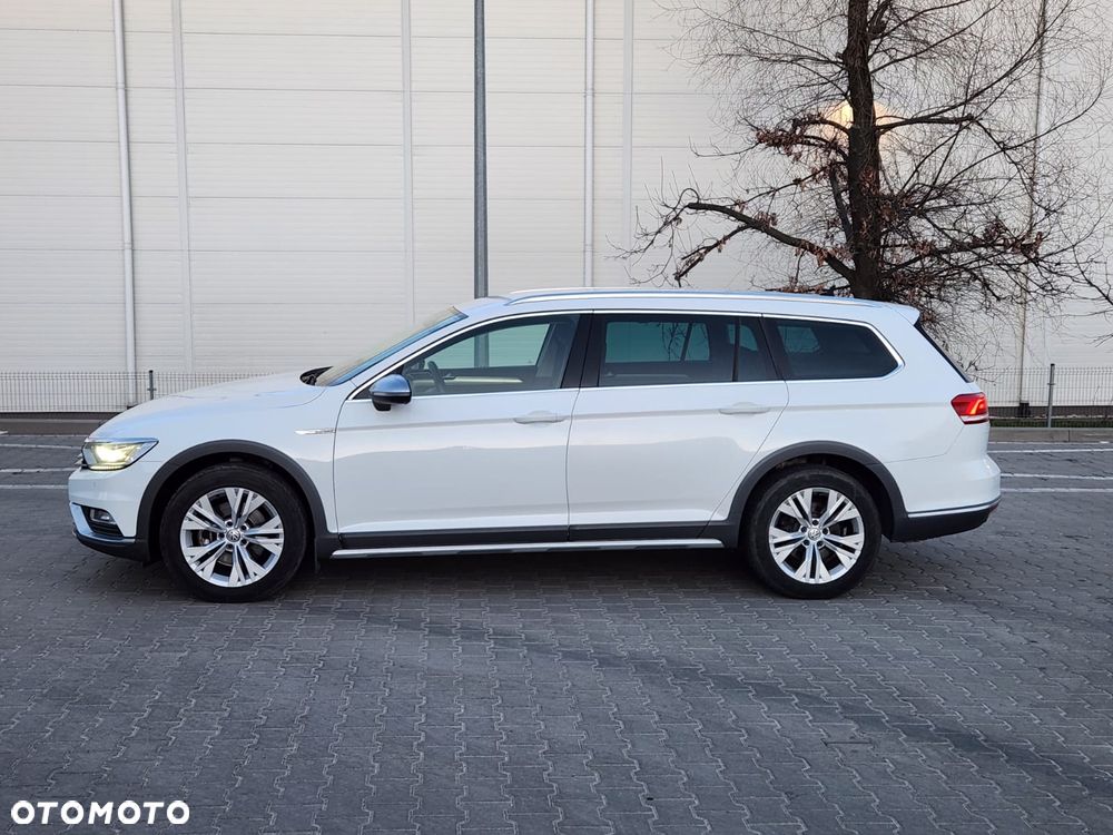 Volkswagen Passat 2.0 TDI SCR DSG 4Motion Business - 4