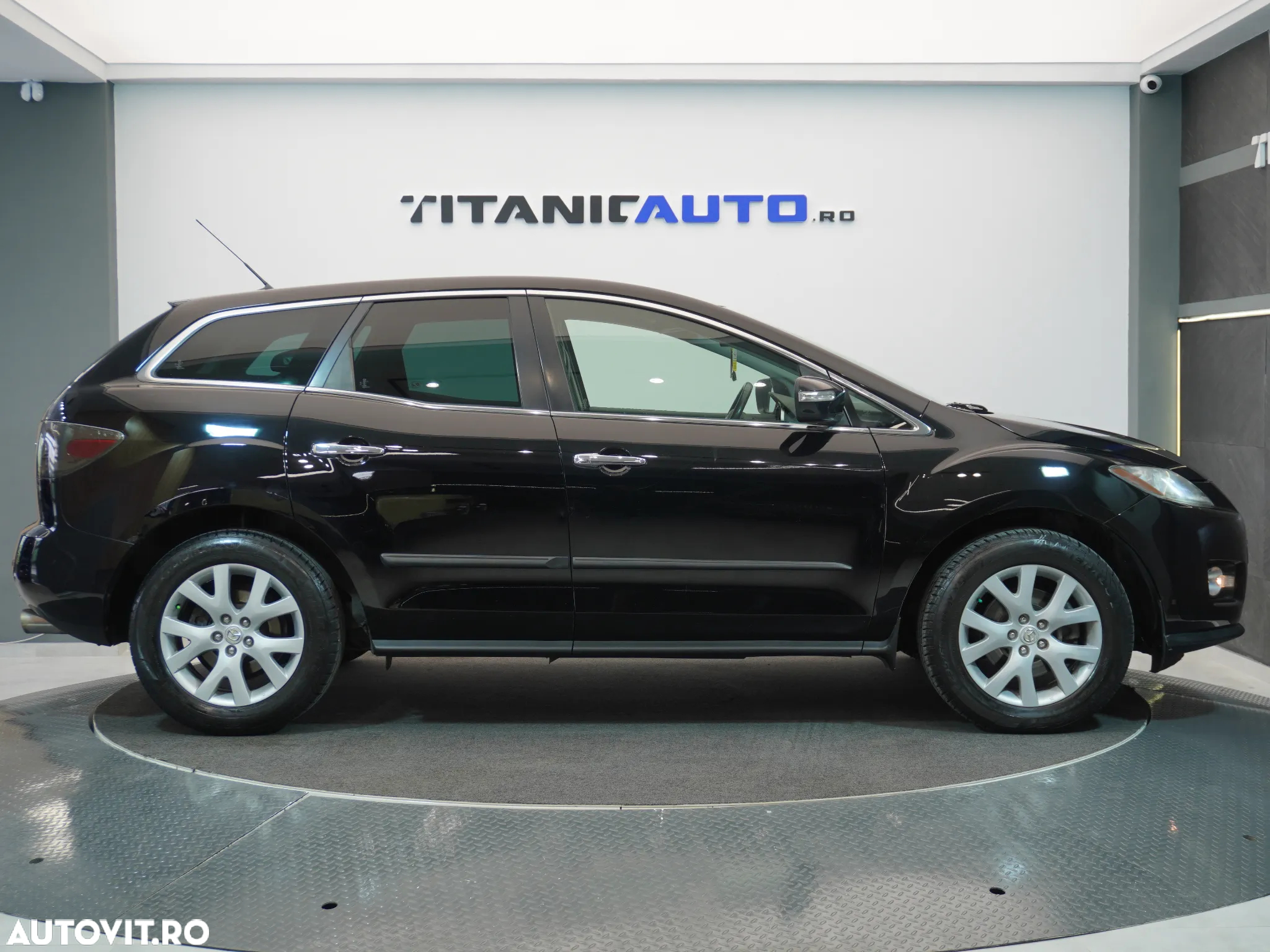 Mazda CX-7 - 10
