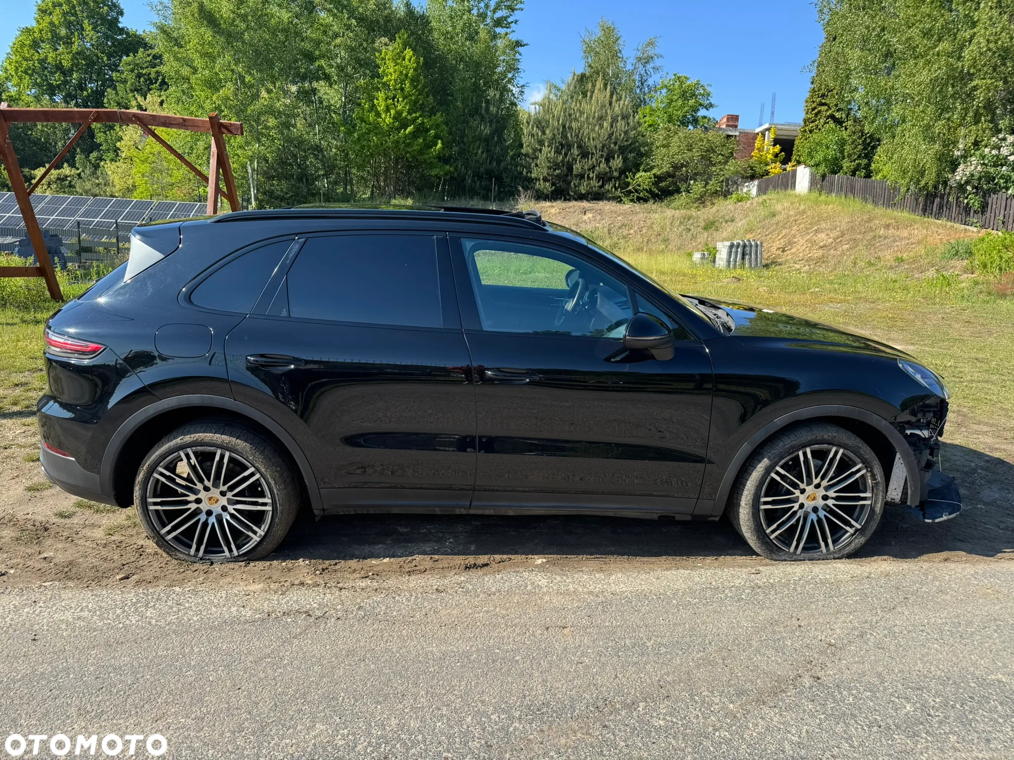 Porsche Cayenne - 2