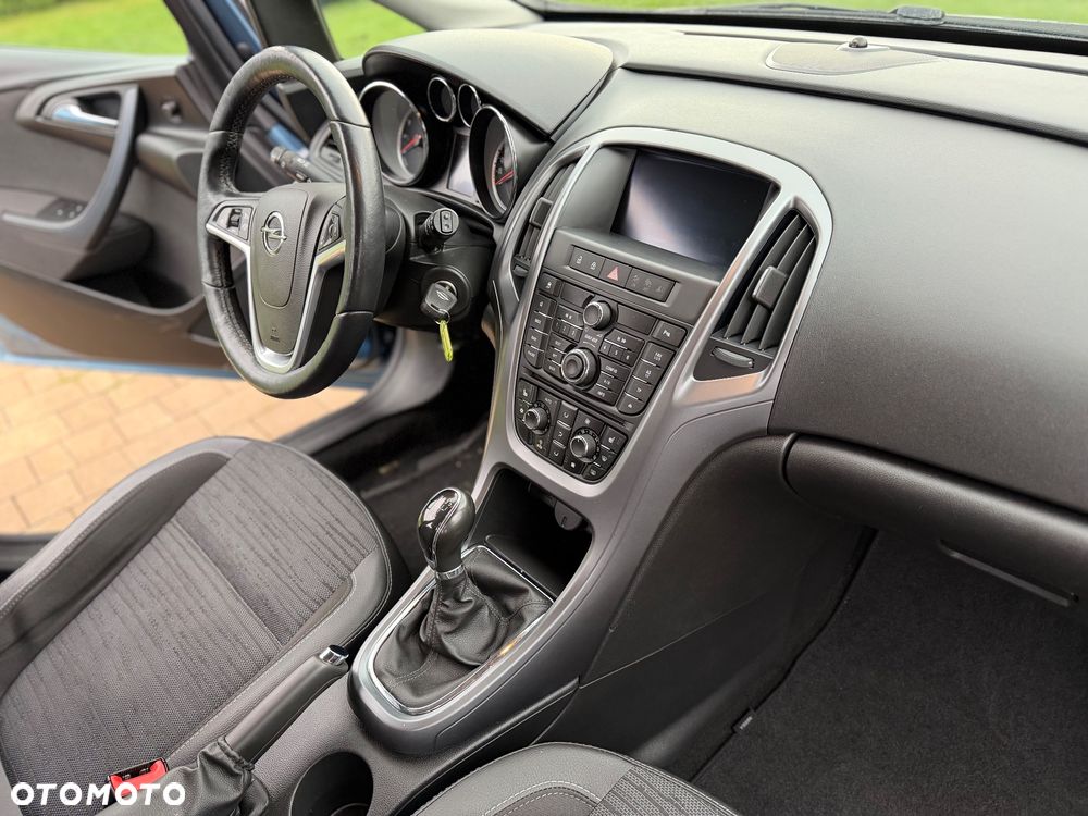 Opel Astra 1.6 Style - 34