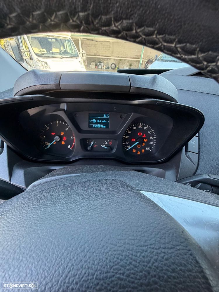 Ford Transit Custom - 9 Lugares - 12