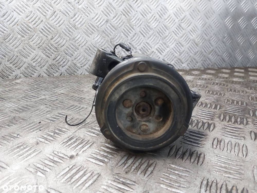 SPRĘŻARKA KOMPRESOR KLIMATYZACJI BMW E46 2.0 D M47 8386650 ID: 238025 - 2