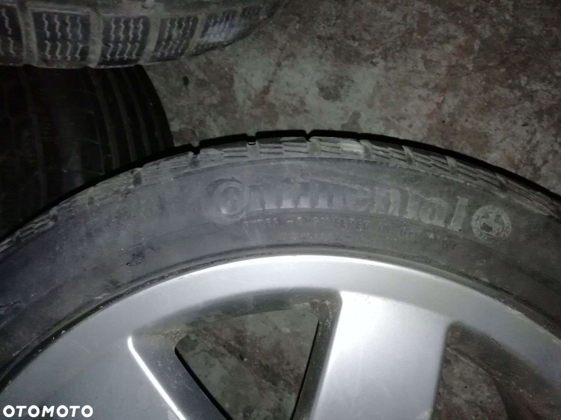 Felgi aluminiowe LAND ROVER 20 5x120 ET53 8,5J - 3
