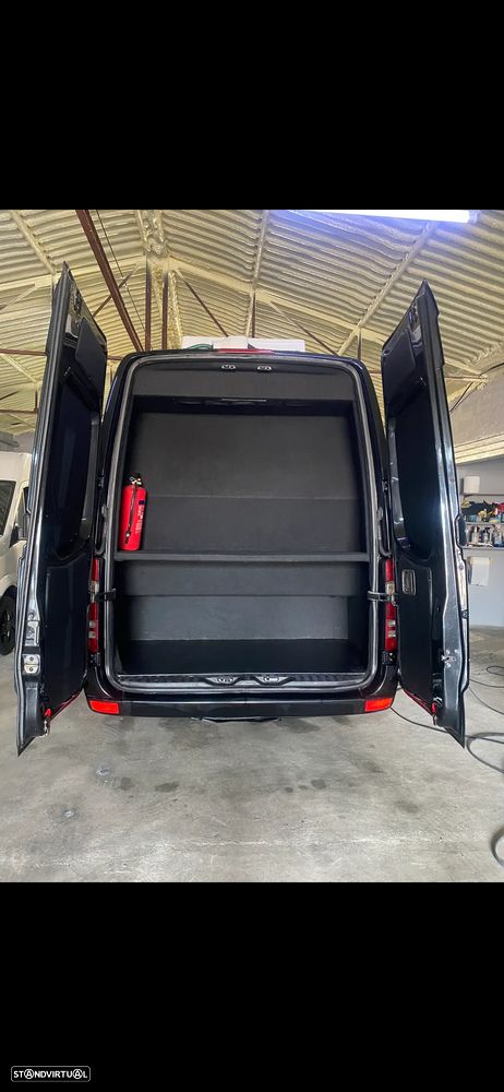 Mercedes-Benz Sprinter - 5