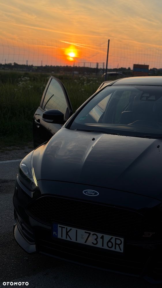 Ford Focus 2.0 TDCi ST - 11