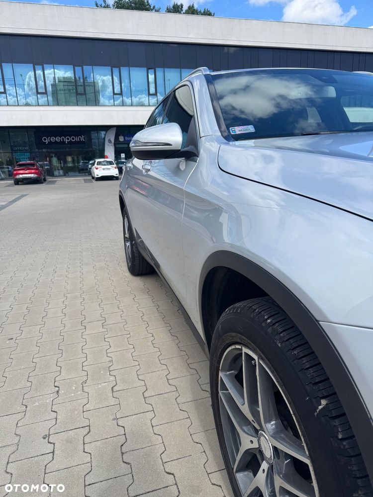 Mercedes-Benz GLC - 4