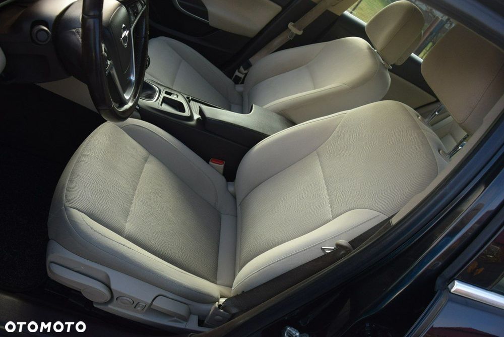 Opel Insignia 1.6 Turbo Edition - 33