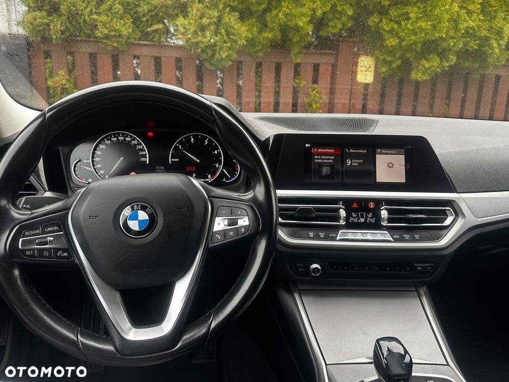 BMW Seria 3 320d Advantage - 32