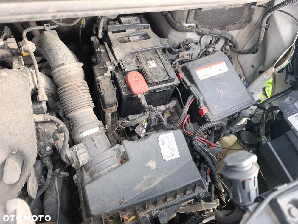Peugeot Expert - 8