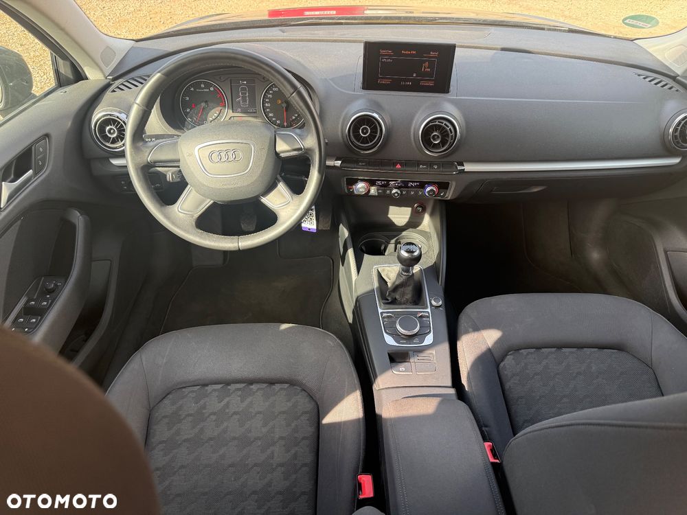 Audi A3 Sportback 1.4 TFSI Ambiente - 6