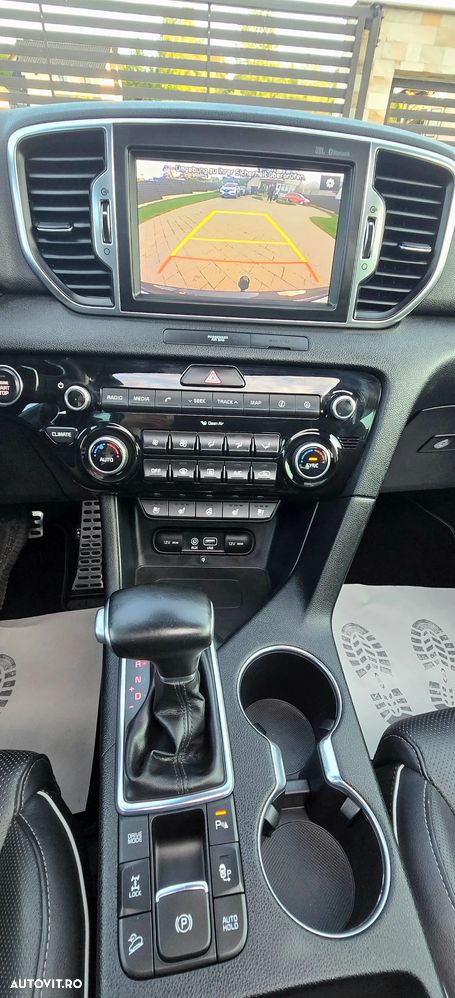Kia Sportage 2,0 CRDI AWD Aut. GT Line - 28
