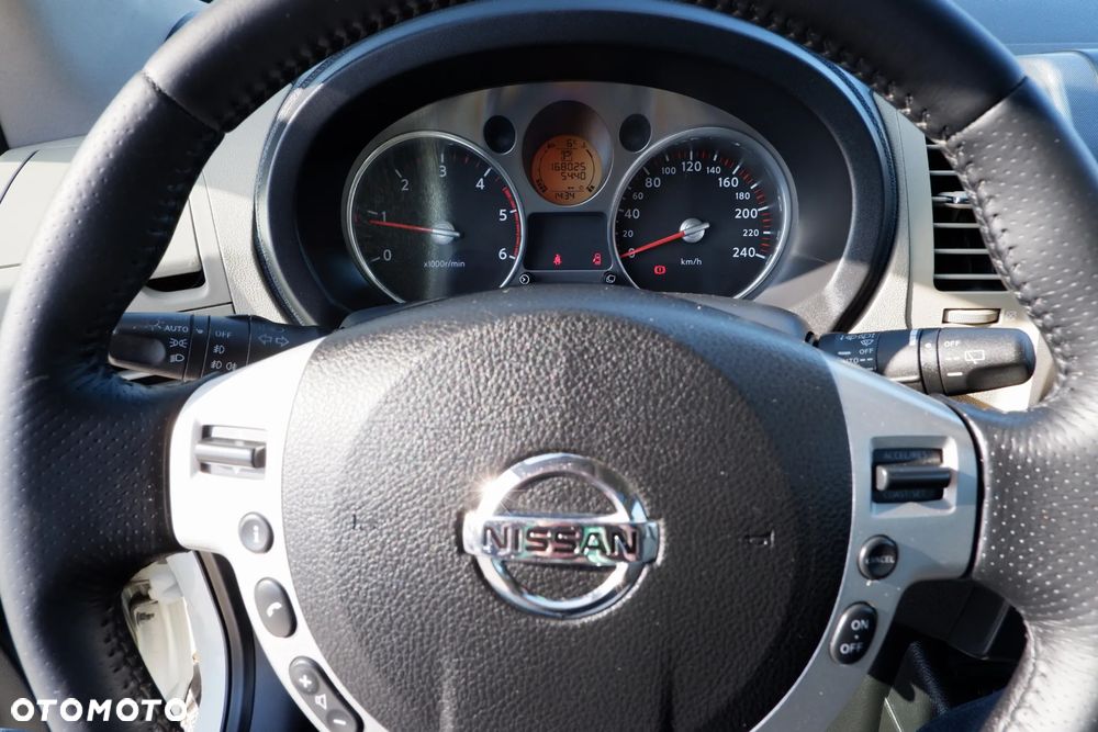 Nissan X-Trail 2.0 dCi 4x4 DPF Automatik Platinum - 18