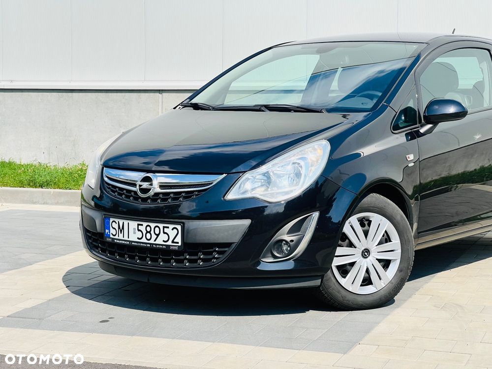 Opel Corsa 1.4 16V Satellite - 12