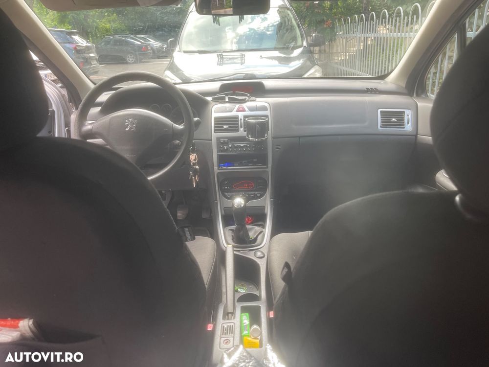 Peugeot 307 1.6 XT Premium - 11