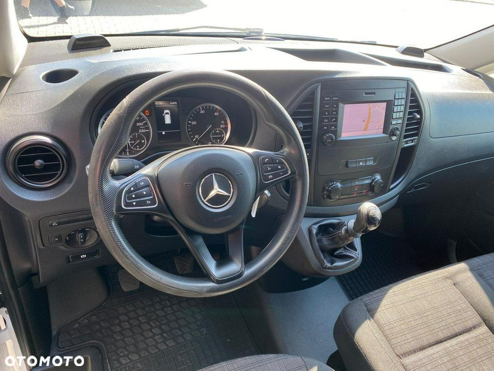 Mercedes-Benz Vito - 11