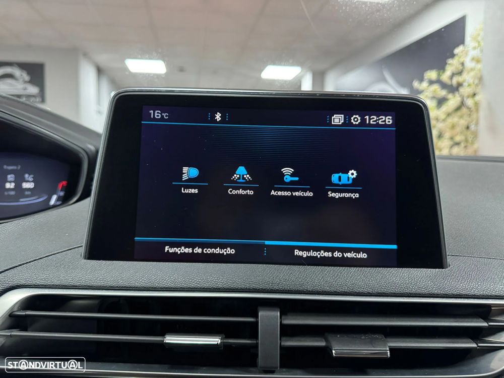 Peugeot 3008 PureTech 130 Stop & Start GPF EAT8 Allure - 43