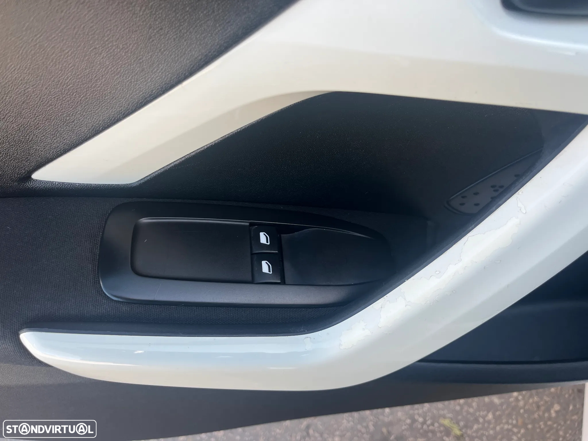 Peugeot 208 1.4 HDi Access - 10