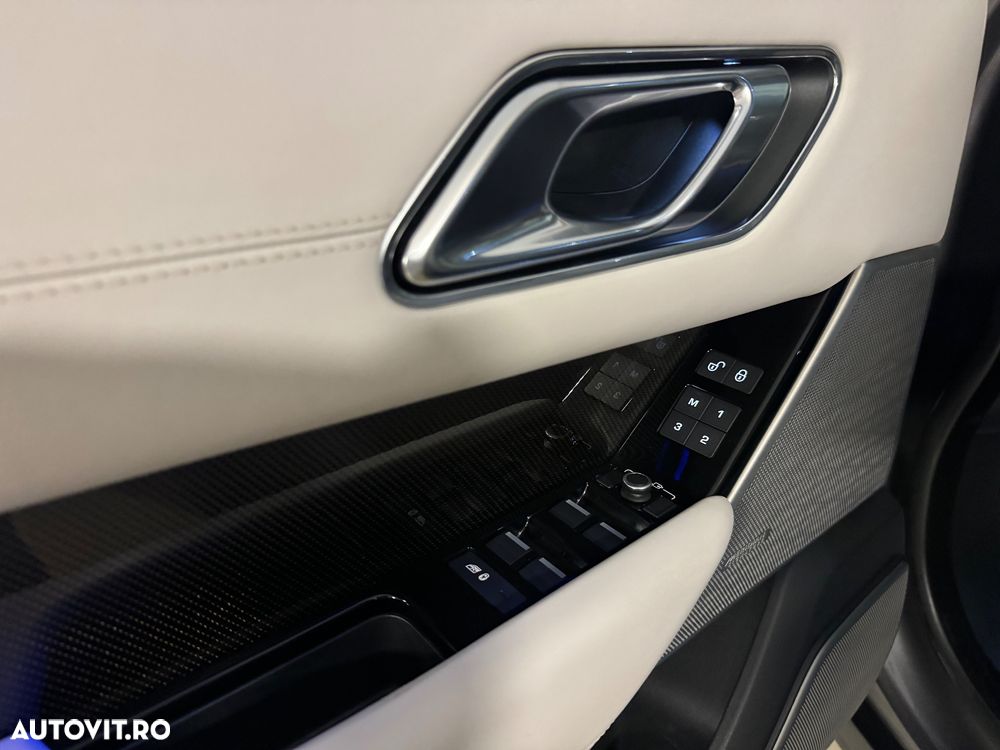Land Rover Range Rover Velar 3.0 R-Dynamic HSE - 26
