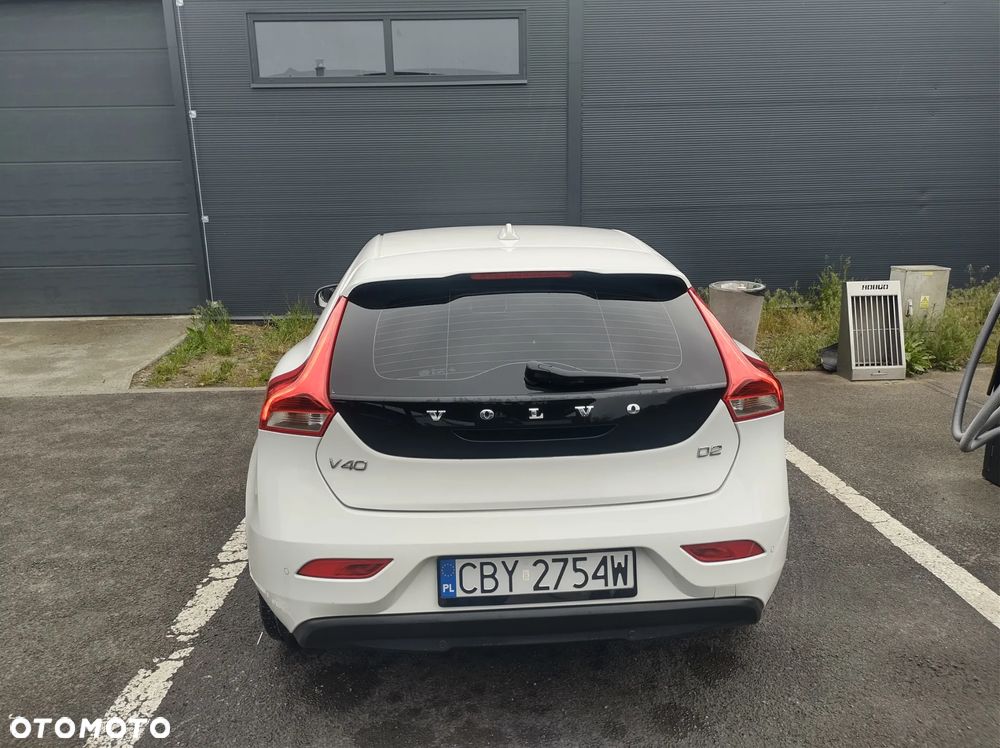 Volvo V40 D2 Drive-E Momentum - 6