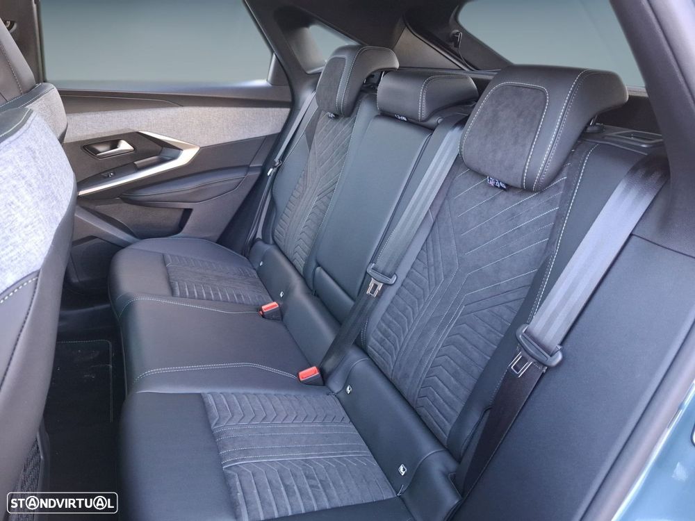 Peugeot 3008 1.2 Hybrid GT e-DCS6 - 10