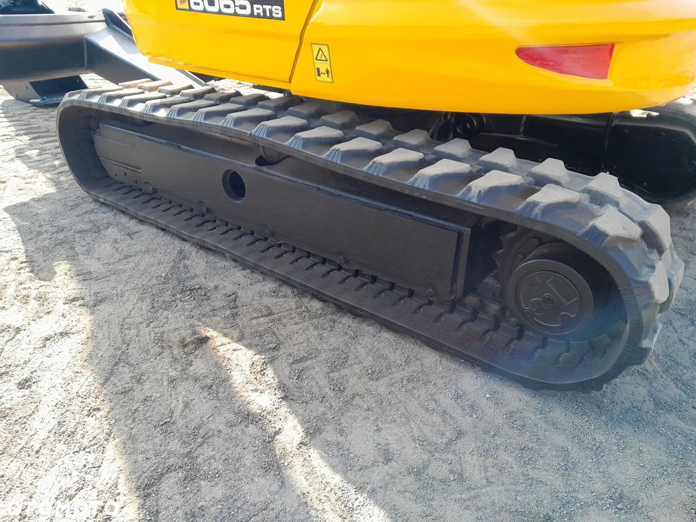 JCB 8065 RTS - 19