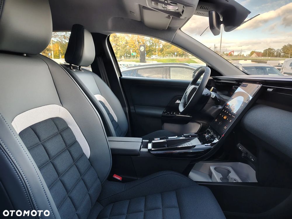 Citroën C5 Aircross 1.2 mHEV Plus eDCT6 - 26