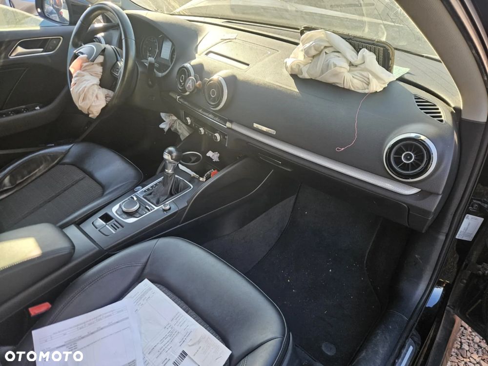 Audi A3 Sportback 1.4 TFSI e-tron Ambiente - 10