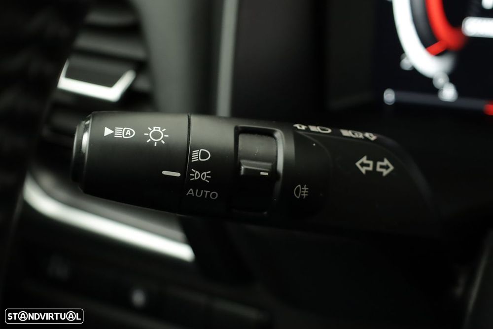 Nissan X-Trail 1.5 VC T N-Connecta 7L - 17