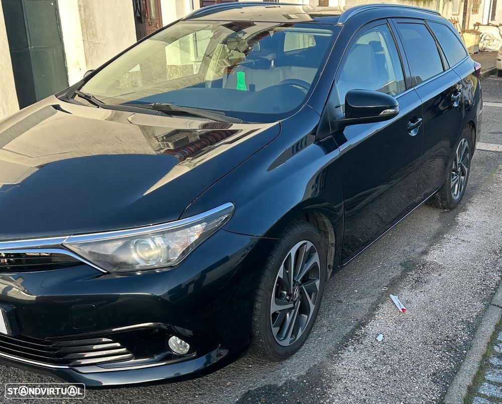 Toyota Auris Touring Sports 1.2T Comfort+Pack Sport - 1