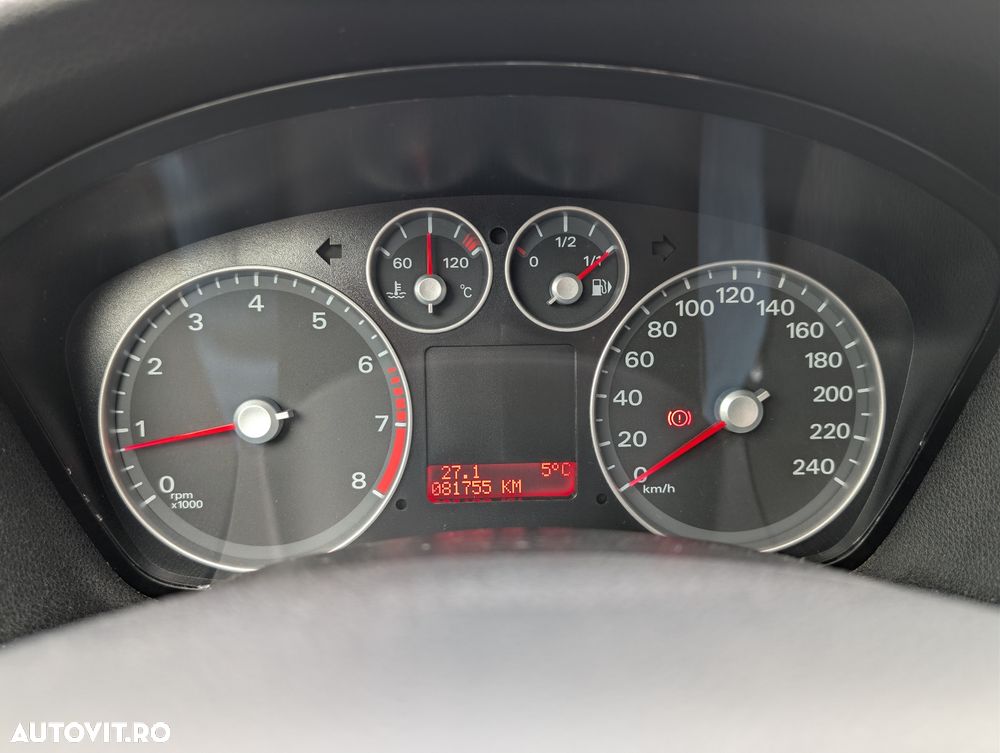 Ford Focus - 9