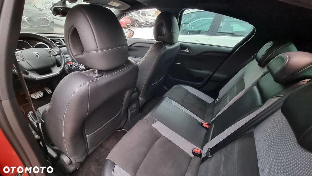 DS Automobiles DS 4 Crossback 2.0 BlueHDi SportChic S&S EAT6 - 16