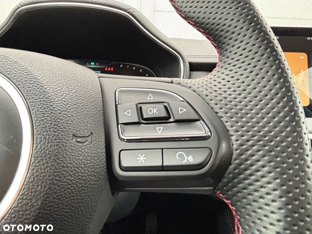 MG HS 1.5 T-GDI Excite DCT - 12