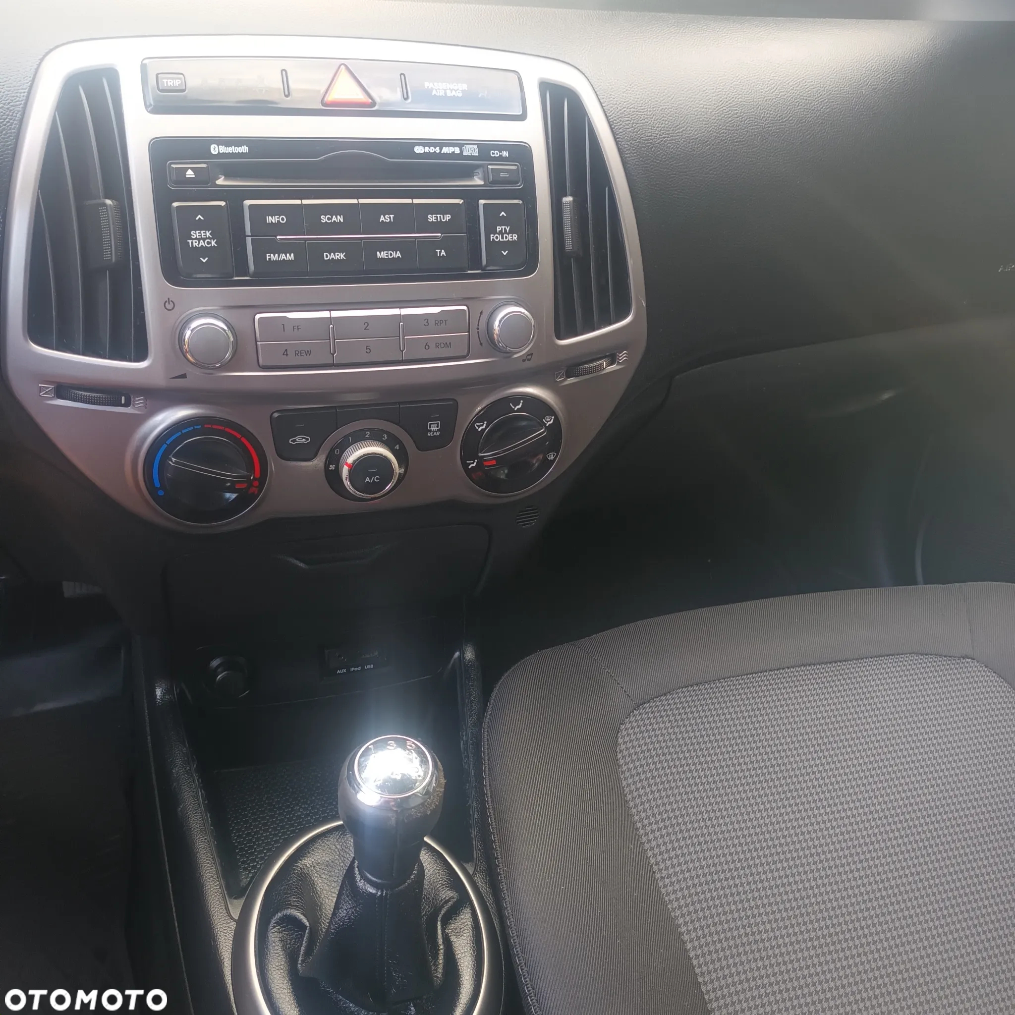 Hyundai i20 1.2 Trend - 10