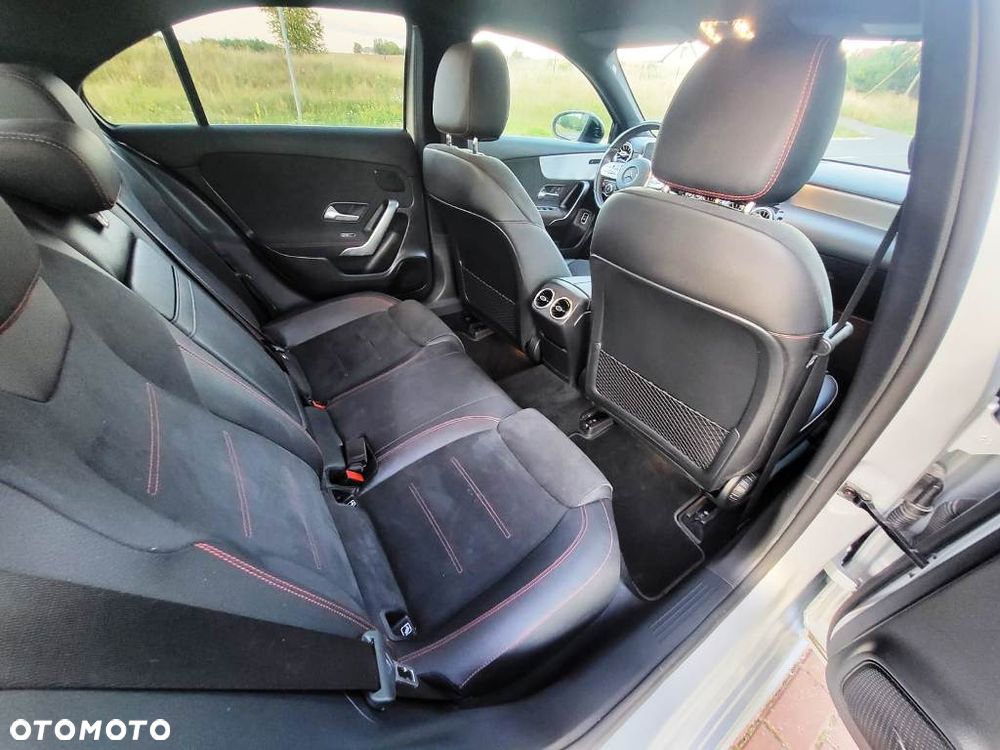 Mercedes-Benz Klasa A 200 AMG Line 7G-DCT - 13