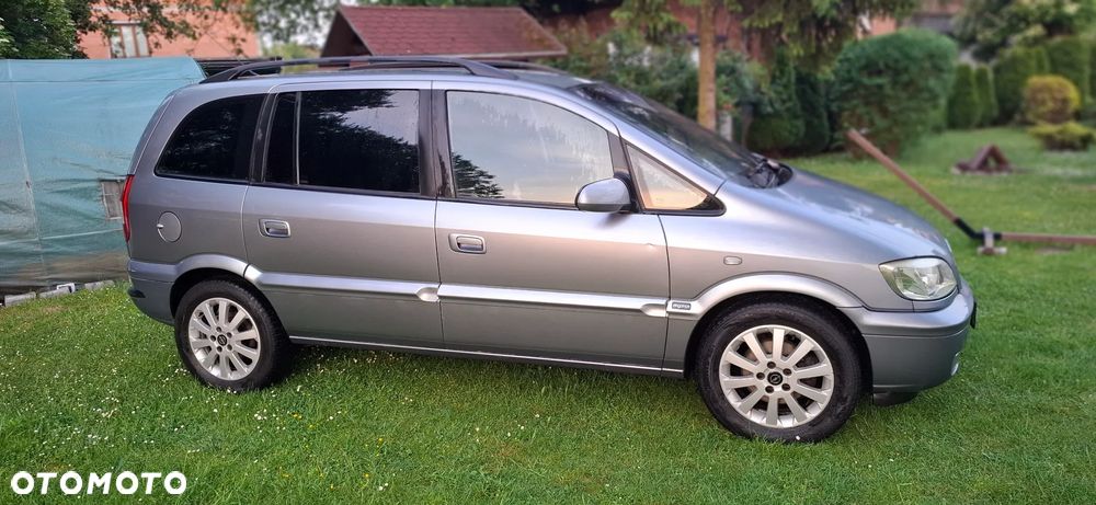 Opel Zafira 1.8 Elegance - 12