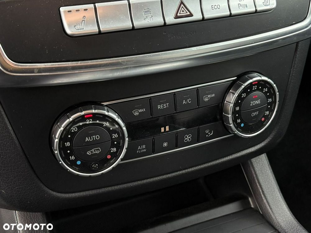 Mercedes-Benz ML - 13