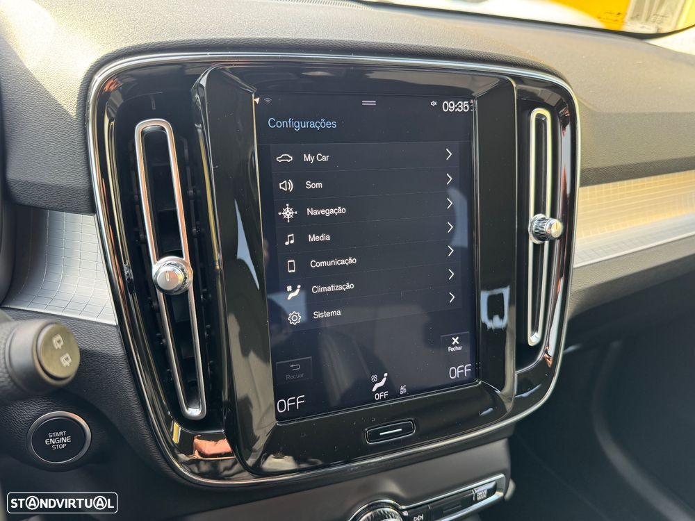 Volvo XC 40 2.0 D3 Momentum Plus - 32