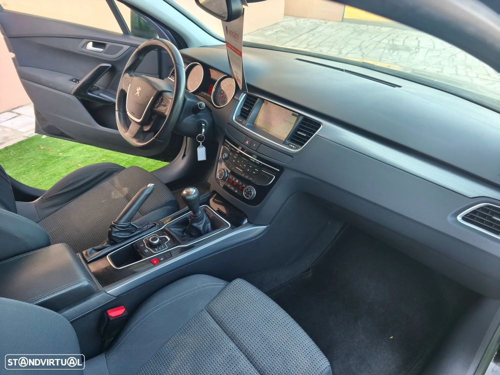 Peugeot 508 SW 2.0 HDi Allure 119g - 8