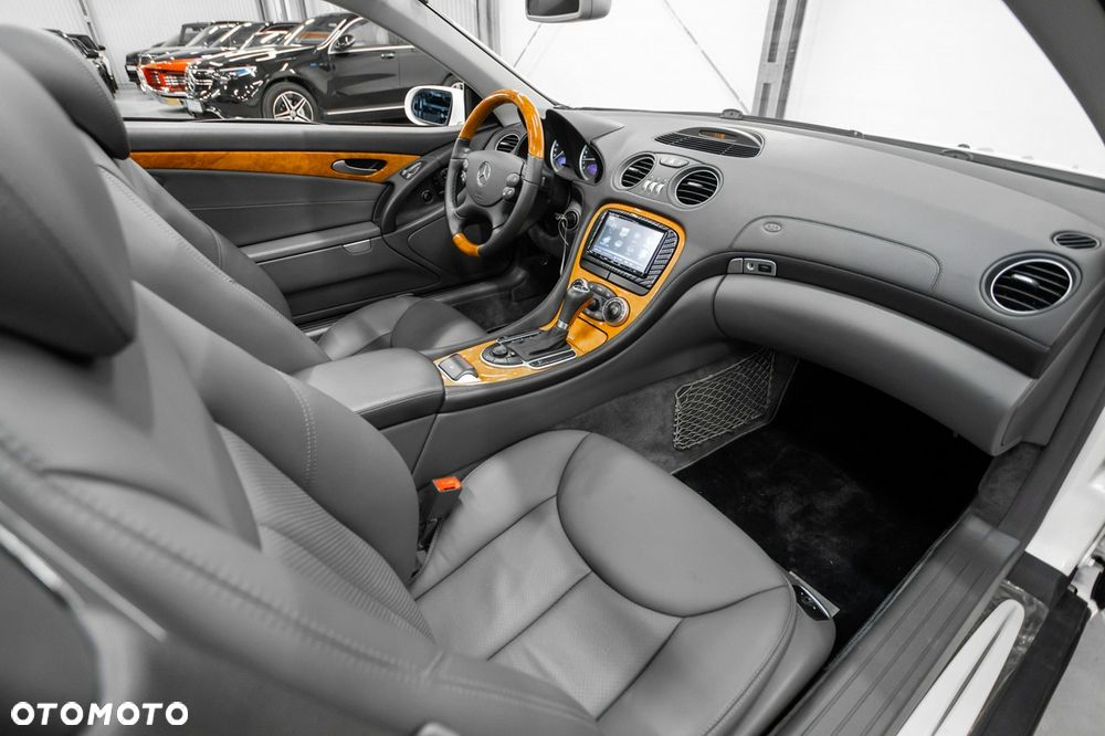 Mercedes-Benz SL 350 - 6