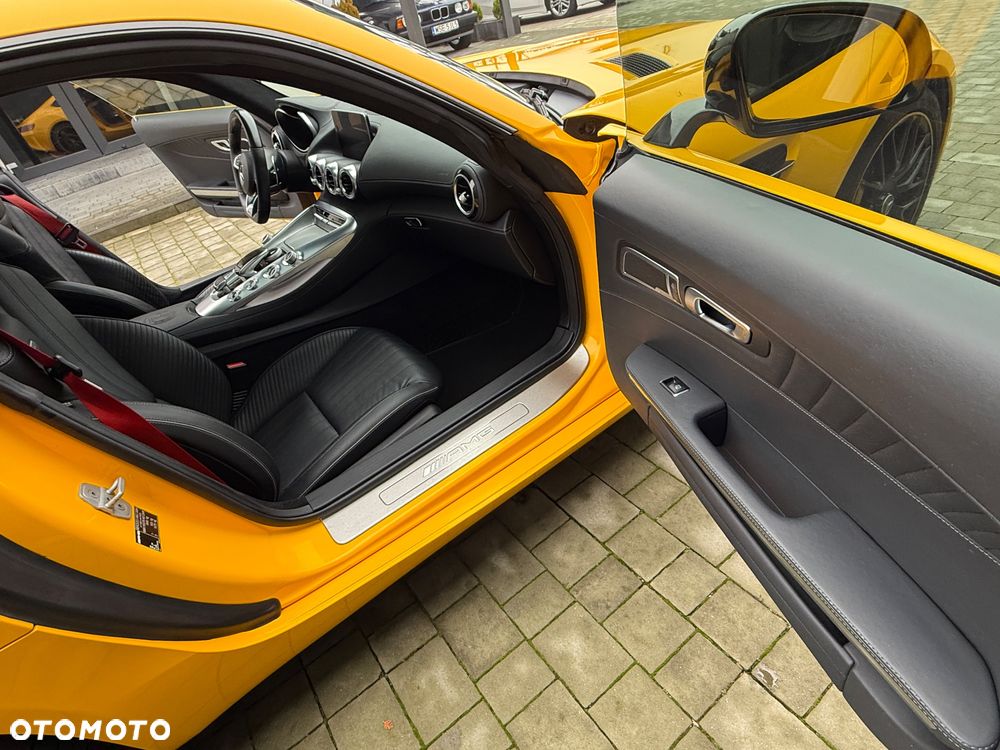 Mercedes-Benz AMG GT - 22