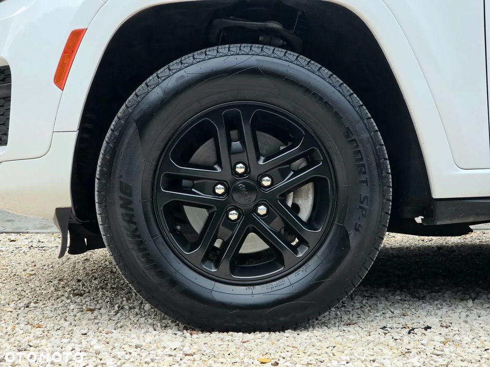 Jeep Grand Cherokee - 4