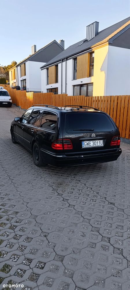 Mercedes-Benz Klasa E - 3